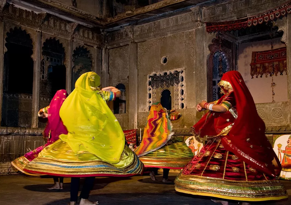 1690199566_ghoomar_dance_of_rajasthan.jpg